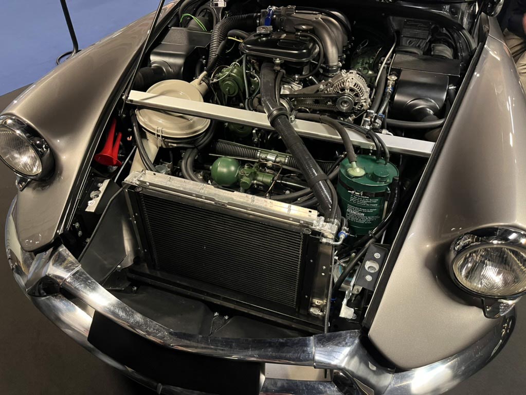 Quels avantages concrets apporte le remplacement par des durites silicone sur une voiture de collection ?